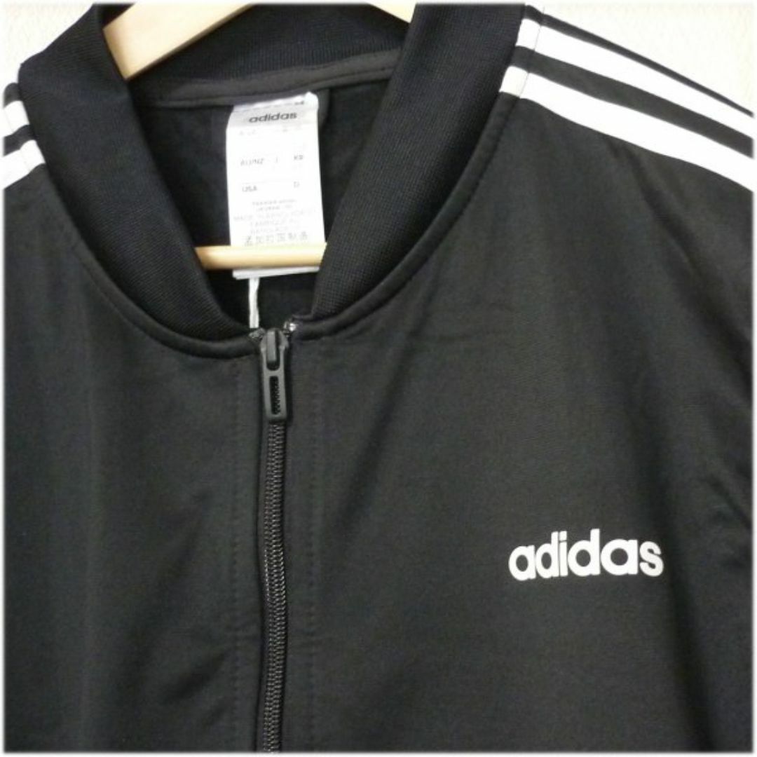 adidas(アディダス)の新品(XO)(2XL)アディダス 黒ジャージ上下セット スポーツ/アウトドアのトレーニング/エクササイズ(その他)の商品写真