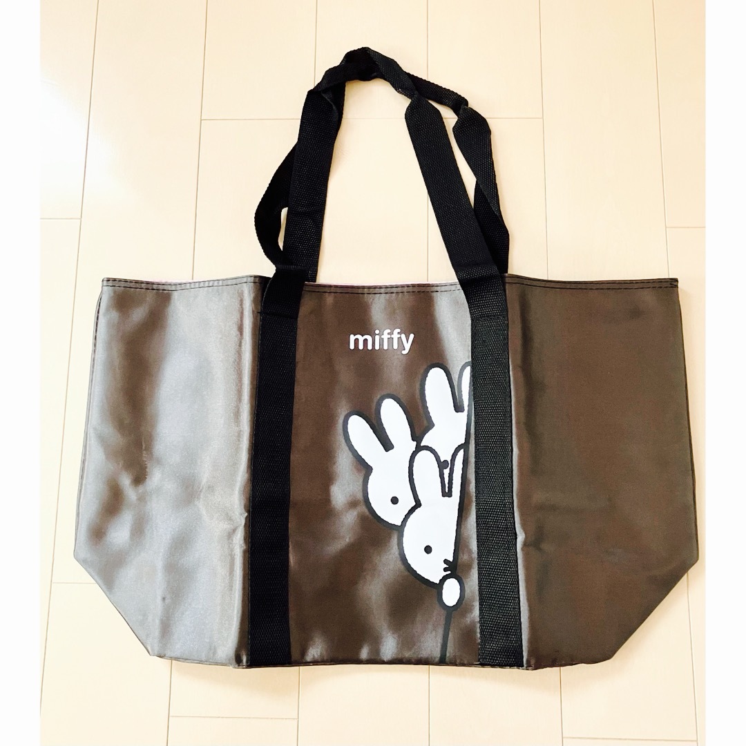 miffy(ミッフィー)の新品・未使用☆ ミッフィー　たっぷり巾着 トート バッグ フジパン　エコバッグ エンタメ/ホビーのコレクション(ノベルティグッズ)の商品写真