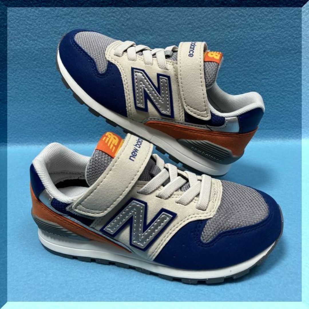 New Balance(ニューバランス)の17,0ｃｍ　ニューバランス　ＹＶ９９６　ＭＢ３　おしゃれ靴・入園・入学・通学 キッズ/ベビー/マタニティのキッズ靴/シューズ(15cm~)(スニーカー)の商品写真