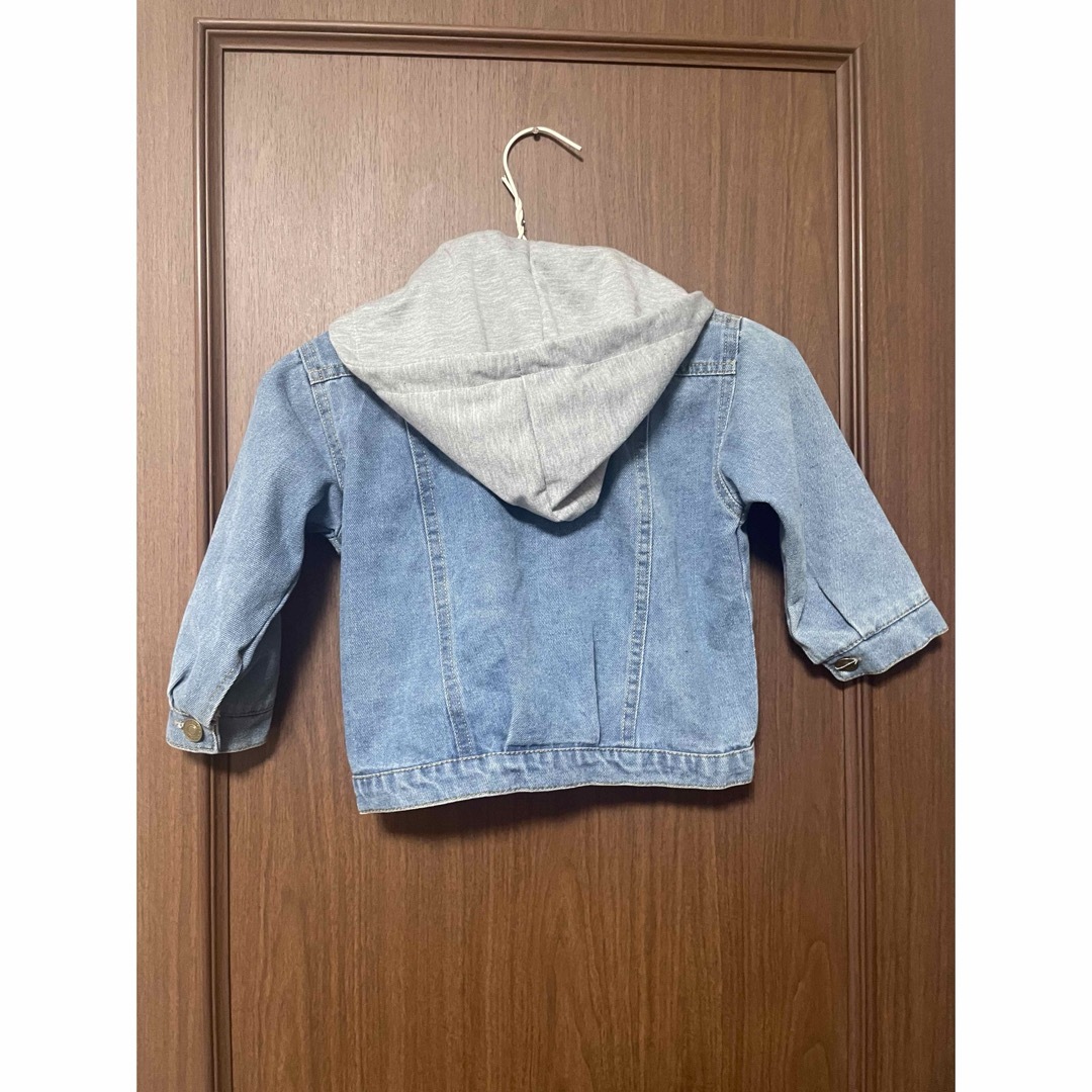 デニムジャケット　100 キッズ/ベビー/マタニティのキッズ服男の子用(90cm~)(ジャケット/上着)の商品写真