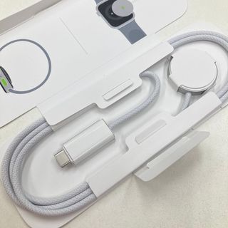 アップルウォッチ(Apple Watch)のApple Watch アップル純正品 充電器（タイプC）アップルウォッチ(バッテリー/充電器)