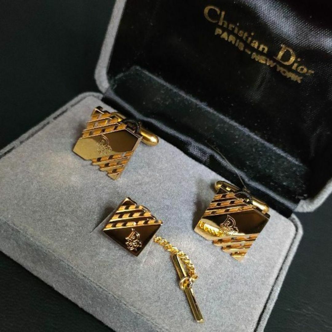 Christian Dior(クリスチャンディオール)の【極美品】Diorディオール　カフス・タイピンセット　ゴールド　メッシュ　ロゴ② メンズのファッション小物(ネクタイピン)の商品写真