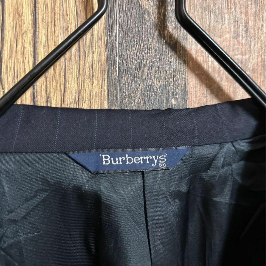 BURBERRY(バーバリー)のバーバリー スーツ ジャケット 紳士服 フォーマル ストライプ ネイビー 古着 メンズのジャケット/アウター(テーラードジャケット)の商品写真