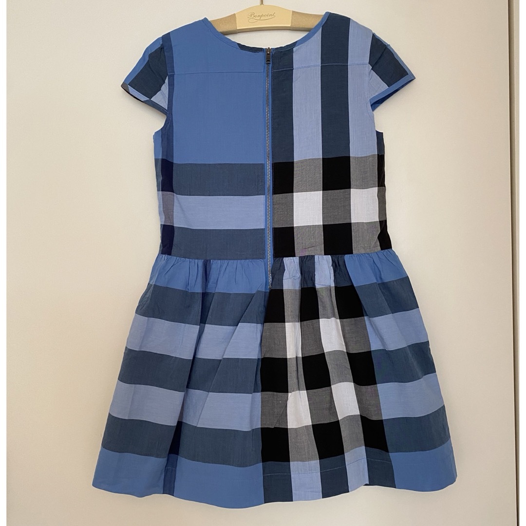 BURBERRY(バーバリー)のバーバリーキッズ☆ワンピース☆size10 キッズ/ベビー/マタニティのキッズ服女の子用(90cm~)(ワンピース)の商品写真