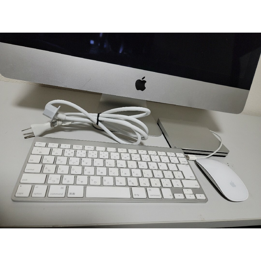 美品　iMac (21.5-inch, Mid 2014） スマホ/家電/カメラのPC/タブレット(デスクトップ型PC)の商品写真