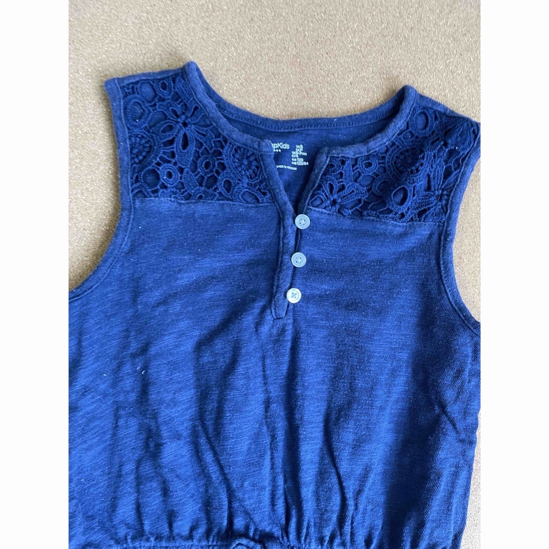 GAP(ギャップ)のワンピース120 キッズ/ベビー/マタニティのキッズ服女の子用(90cm~)(ワンピース)の商品写真