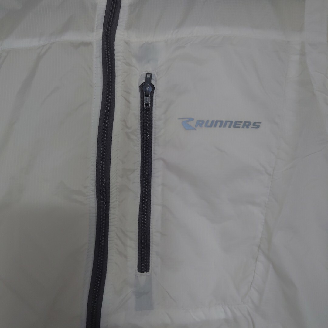 RUNNERS シェルベスト フード付き メンズ Mサイズ スポーツ/アウトドアのランニング(ウェア)の商品写真
