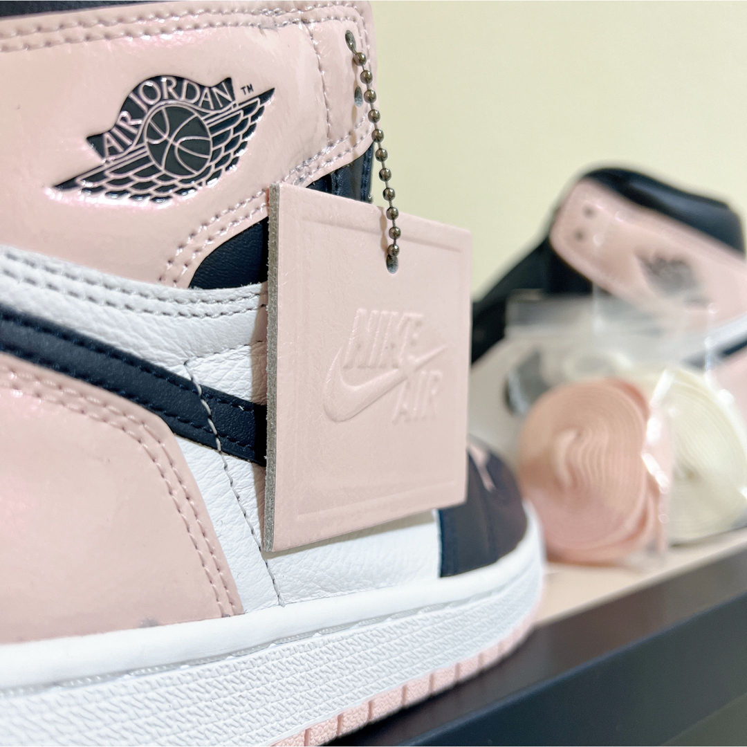 NIKE(ナイキ)のNike Air Jordan 1 High Atmosphere レディースの靴/シューズ(スニーカー)の商品写真