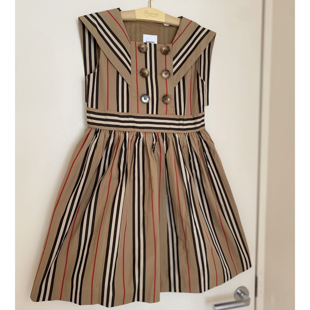 BURBERRY(バーバリー)のバーバリーキッズ☆セーラーワンピース☆size10 キッズ/ベビー/マタニティのキッズ服女の子用(90cm~)(ワンピース)の商品写真