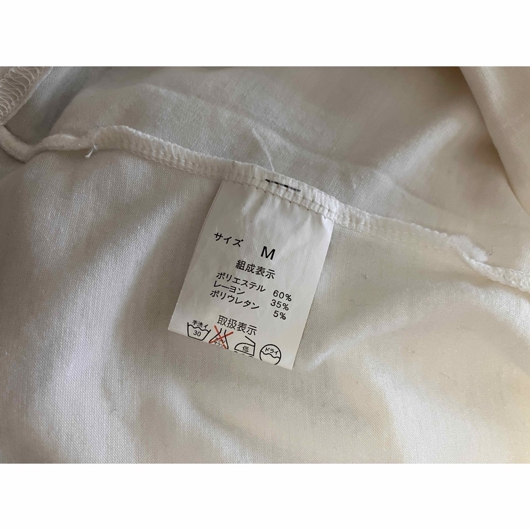 UNRELISH(アンレリッシュ)のTシャツ　白T  半袖 レディースのトップス(Tシャツ(半袖/袖なし))の商品写真
