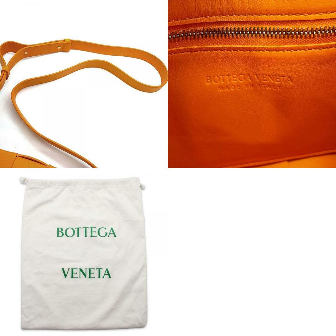 Bottega Veneta(ボッテガヴェネタ)のボッテガヴェネタ ショルダーバッグ マキシイントレチャート カセット 578004 BOTTEGA VENETA バッグ レディースのバッグ(ショルダーバッグ)の商品写真