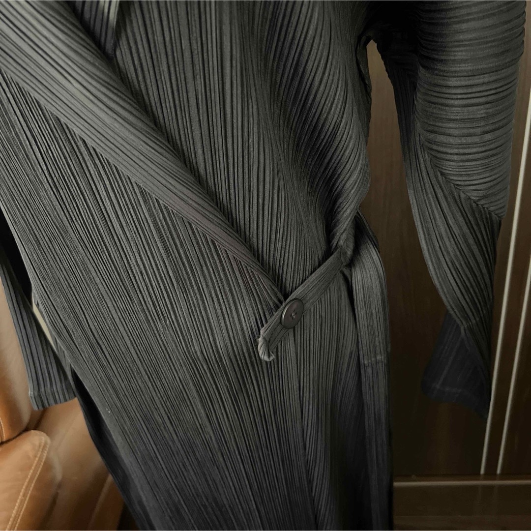 PLEATS PLEASE ISSEY MIYAKE - 美品イッセイミヤケプリーツ PLEATS PLEASE ISSEY MIYAKE - 美品イッセイミヤケプリーツ