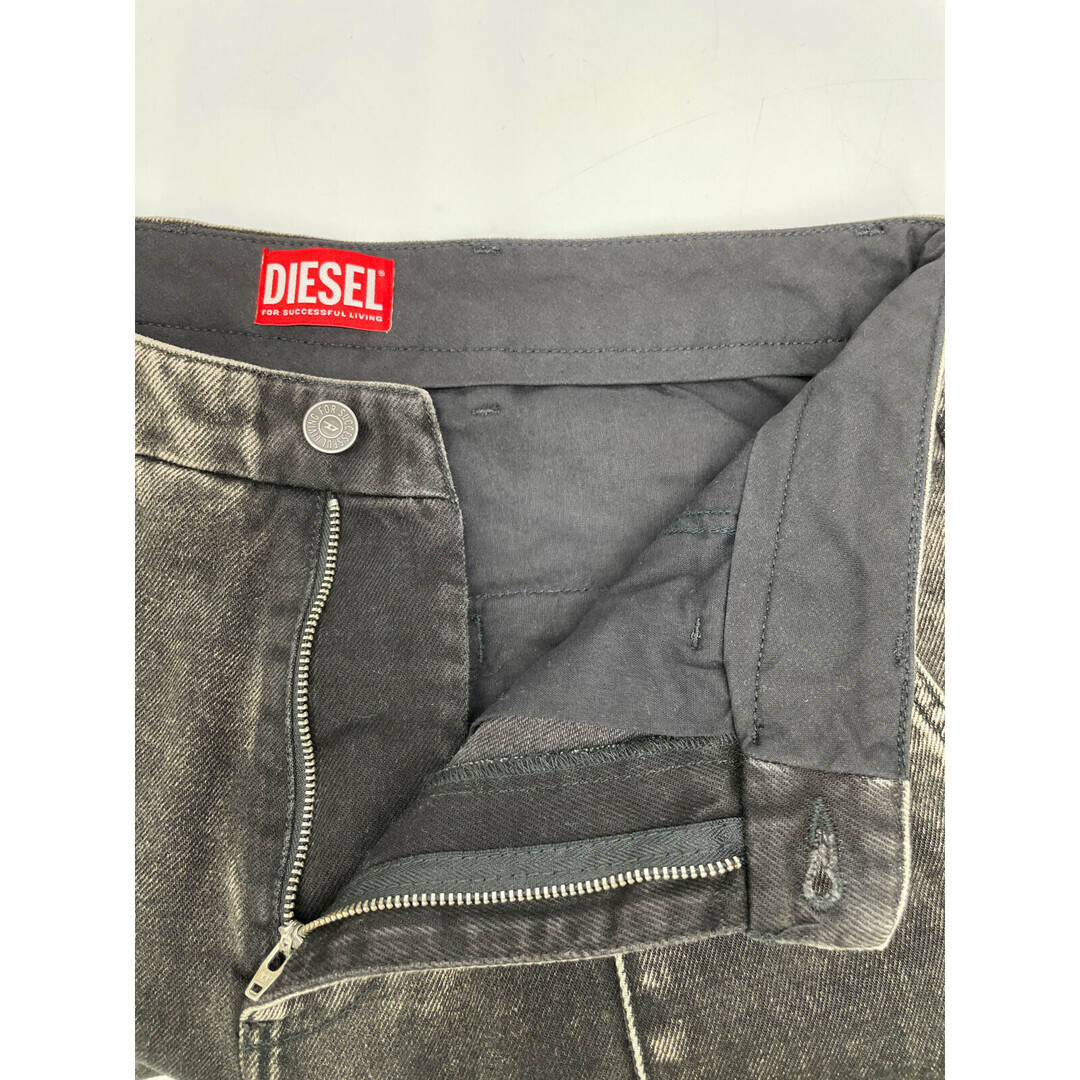 DIESEL(ディーゼル)のディーゼル ブラック D-CHINO-WORK ストレート デニム パンツ 30 メンズのパンツ(その他)の商品写真