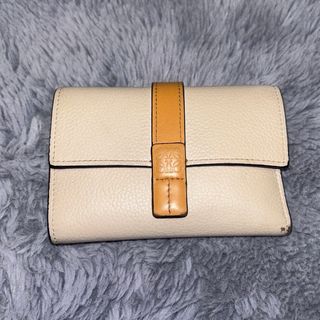 ロエベ(LOEWE)のLOEWE 三つ折り財布(財布)