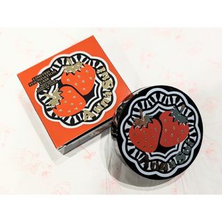 ANNA SUI　リミテッドファンデーション　ケース　02