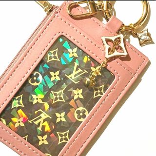 ルイヴィトン(LOUIS VUITTON)のミニ財布パスケース⭐LOUIS VUITTONモノグラムトランプ１枚　財布P16(パスケース/IDカードホルダー)