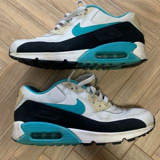 ナイキ(NIKE)のNIKE ナイキ　AIRMAX エアマックス　90(スニーカー)