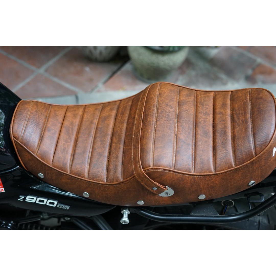 セール z900rs シート Javimotor 焼茶色TYPE3新品の通販 by セール z900rs シート Javimotor 焼茶色TYPE3新品の通販 by