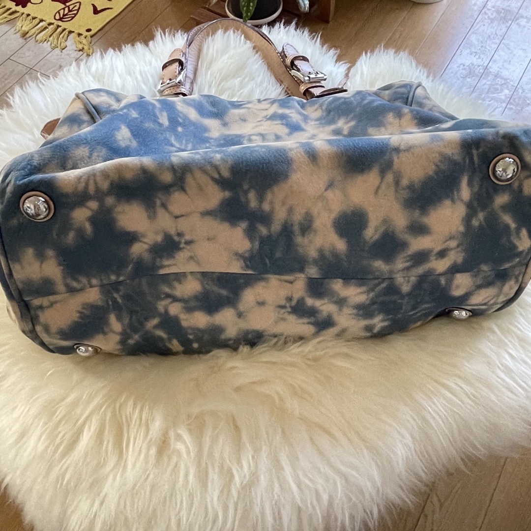 Michael Kors(マイケルコース)のMichael Kors Grayson Tie Dye Satchel レディースのバッグ(ショルダーバッグ)の商品写真