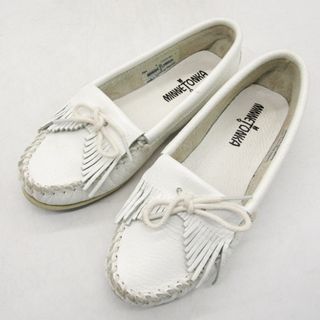 ミネトンカ(Minnetonka)のミネトンカ モカシン スリッポン 204 キルティアンビーディド ブランド 靴 シューズ 白 レディース 5サイズ ホワイト Minnetonka(スリッポン/モカシン)