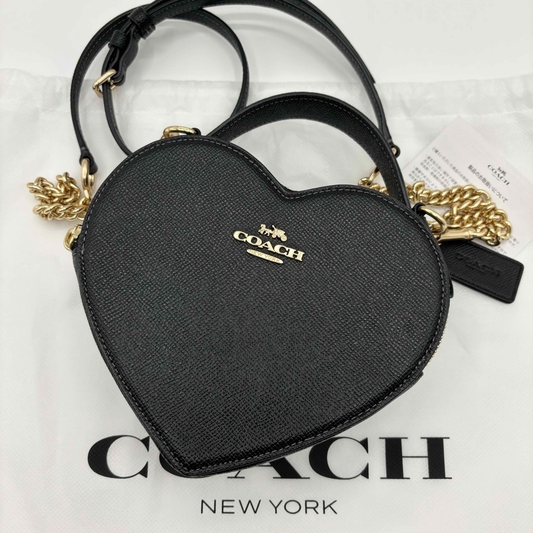 新品未使用71500円】COACH 少な目 コーチ ハート クロスボディバッグ 新品未使用71500円】COACH 少な目 コーチ ハート クロスボディバッグ