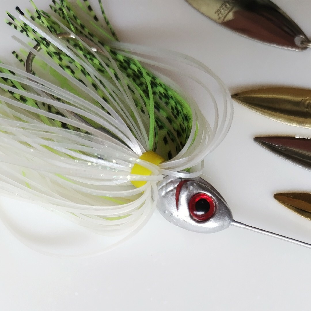 【BOOYAH　SUPER SHAD SPINNERBAIT】 スポーツ/アウトドアのフィッシング(ルアー用品)の商品写真