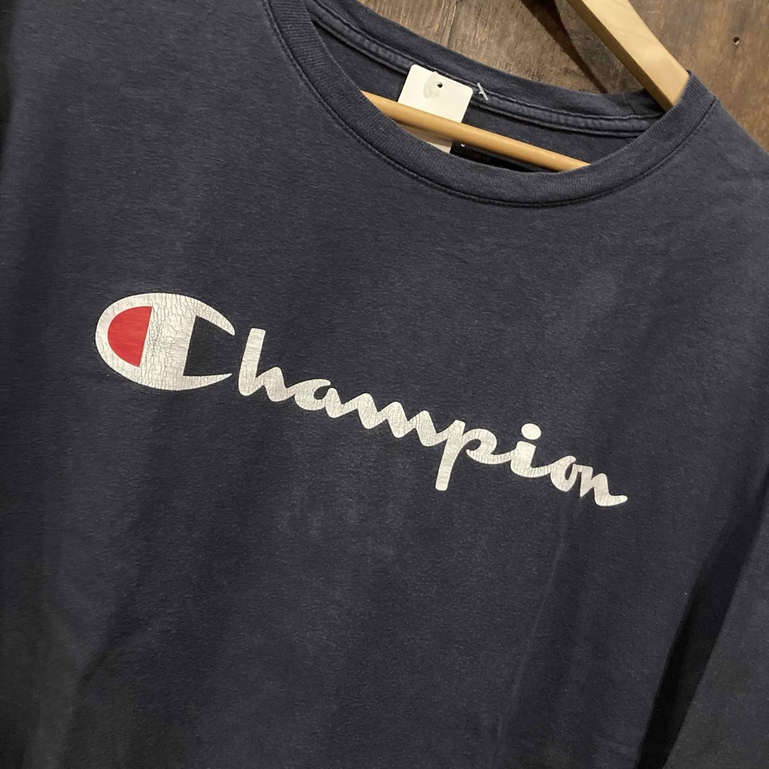 Champion(チャンピオン)のChampion チャンピオン ロンT 長袖 カットソー 紺 ロゴプリント L メンズのトップス(Tシャツ/カットソー(七分/長袖))の商品写真