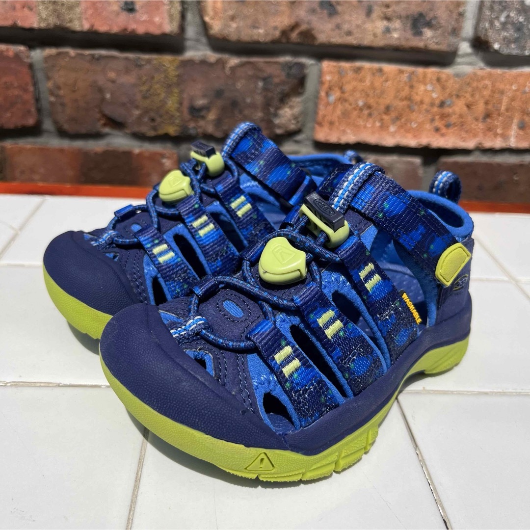 KEEN(キーン)のキーン　ニューポート  H2 キッズ　サンダル　KEEN NEWPORT H2 キッズ/ベビー/マタニティのキッズ靴/シューズ(15cm~)(サンダル)の商品写真