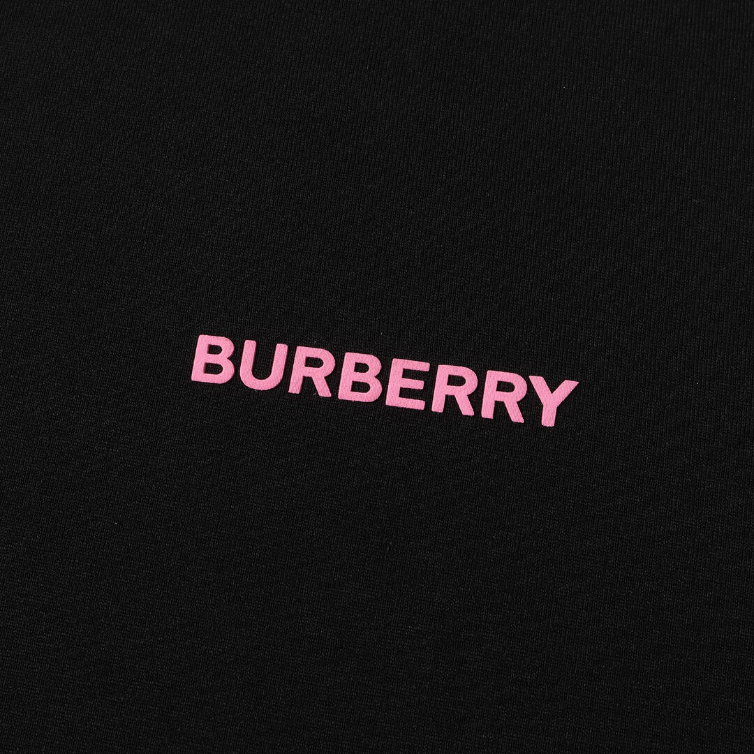 BURBERRY(バーバリー)の新品同様 BURBERRY バーバリー Tシャツ サイズ:XL 近年モデル オーク リーフ クレスト クルーネック 半袖Tシャツ Oak Leaf Crest T-Shirt 8071594 ロゴ ローレル ブラック 黒 トップス カットソー【メンズ】【中古】 メンズのトップス(Tシャツ/カットソー(半袖/袖なし))の商品写真