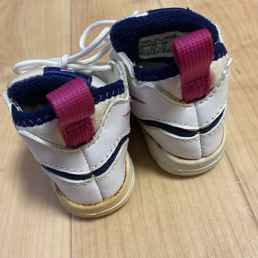 NIKE(ナイキ)のNIKE ベビーシューズ　８センチ キッズ/ベビー/マタニティのベビー靴/シューズ(~14cm)(スニーカー)の商品写真