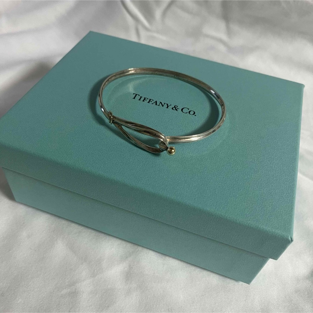 Tiffany & Co.(ティファニー)の▶︎TIFFANY&Co.◀︎フックアンドアイ　バングル レディースのアクセサリー(ブレスレット/バングル)の商品写真