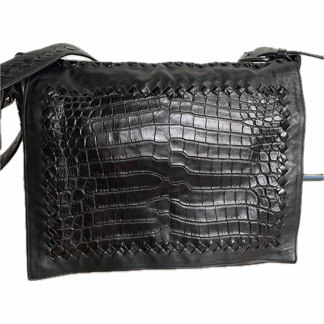 Bottega Veneta(ボッテガヴェネタ)の【激レア】【最高級】ボッテガ　クロコ　ショルダーバッグ　メッセンジャー メンズのバッグ(ショルダーバッグ)の商品写真