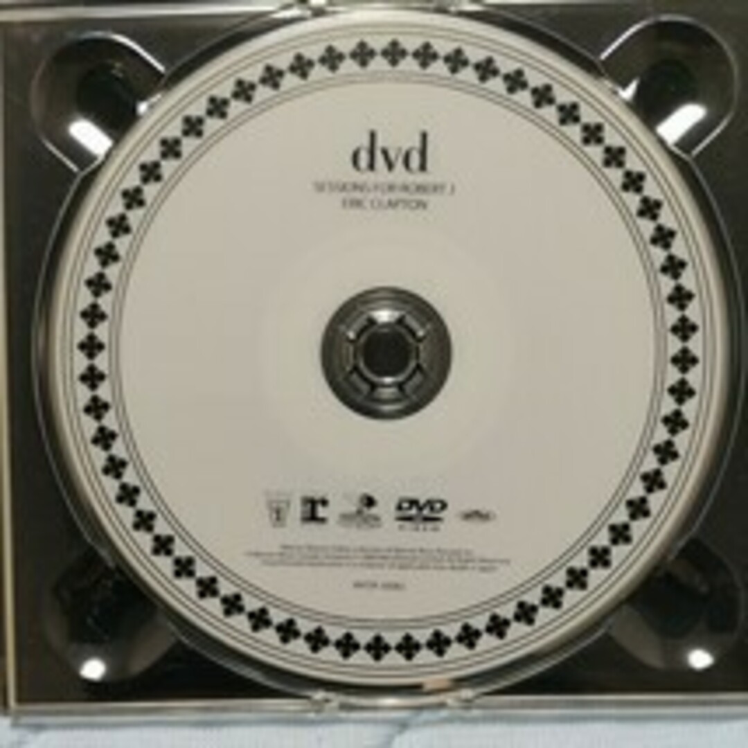 値下DVD+CD エリッククラプトン 原点 セッションズ・フォー・ロバートJ エンタメ/ホビーのCD(ポップス/ロック(洋楽))の商品写真