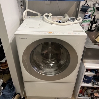 パナソニック(Panasonic)のパナソニック　キューブル　NA-VG700Lドラム式洗濯乾燥機(洗濯機)
