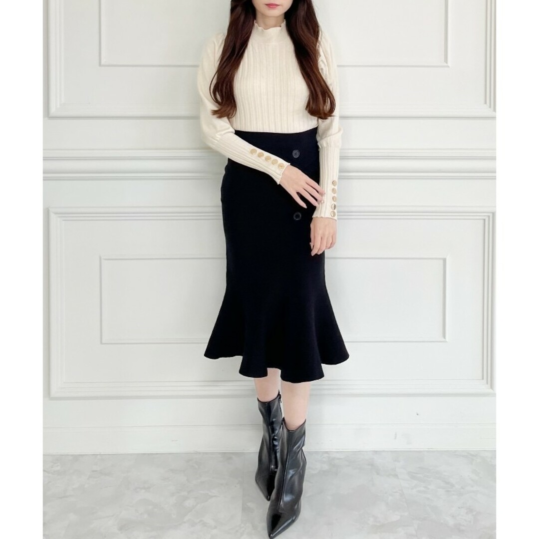 MIIA(ミーア)の新品　MIIA　フロントボタンマーメイドスカート レディースのスカート(ひざ丈スカート)の商品写真