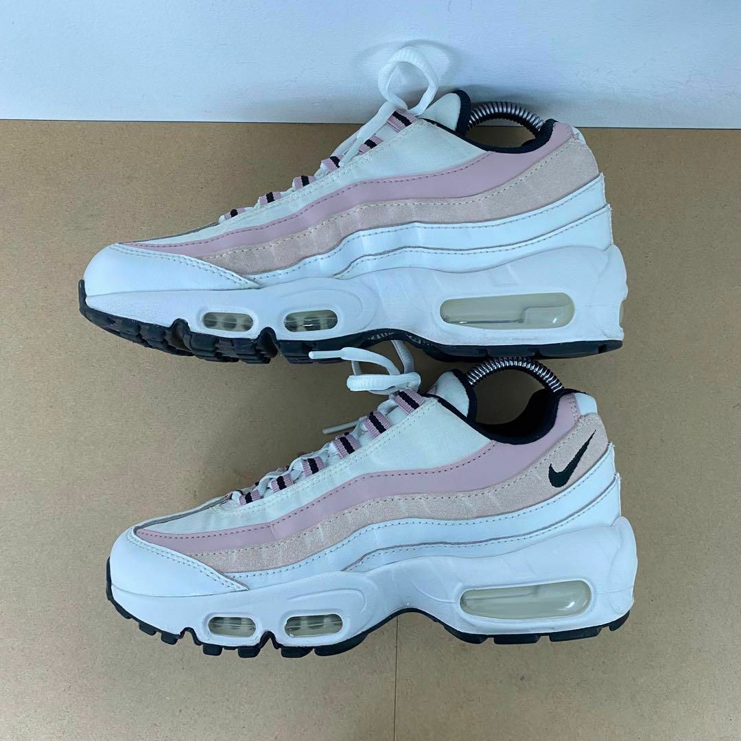 NIKE(ナイキ)の■ NIKE W AIRMAX95 pink white 23cm レディースの靴/シューズ(スニーカー)の商品写真