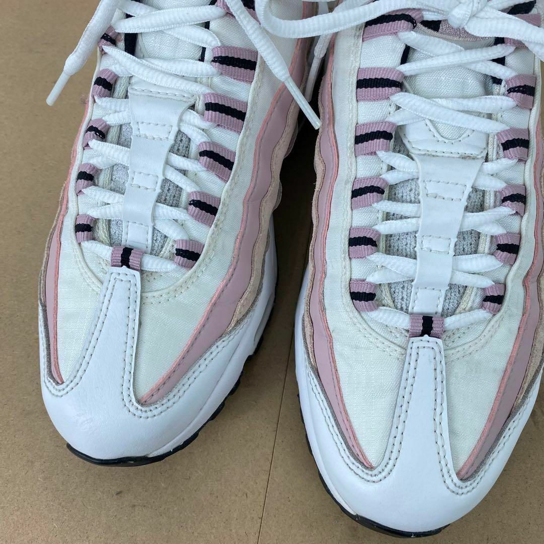 NIKE(ナイキ)の■ NIKE W AIRMAX95 pink white 23cm レディースの靴/シューズ(スニーカー)の商品写真