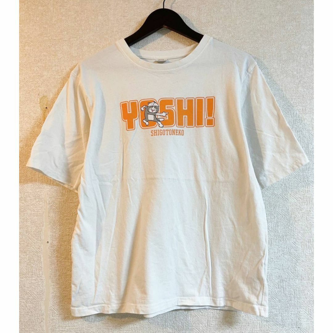 仕事猫　イラスト　半袖　Tシャツ　YOSHI！　現場猫　ホワイト エンタメ/ホビーのアニメグッズ(その他)の商品写真