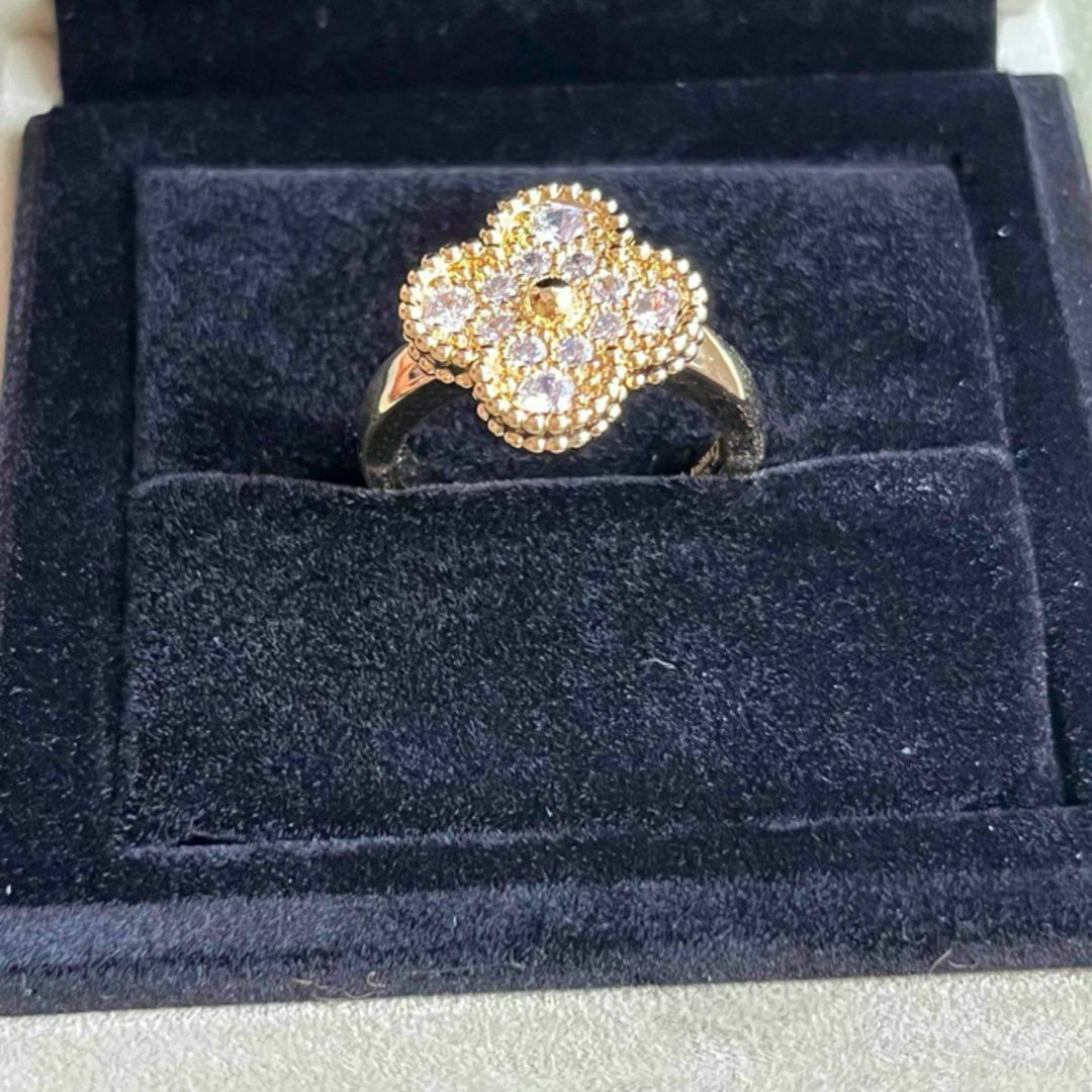 最高品質 モアサナイト　12号リング指輪 　CZダイヤモン付き　イエローゴールド レディースのアクセサリー(リング(指輪))の商品写真