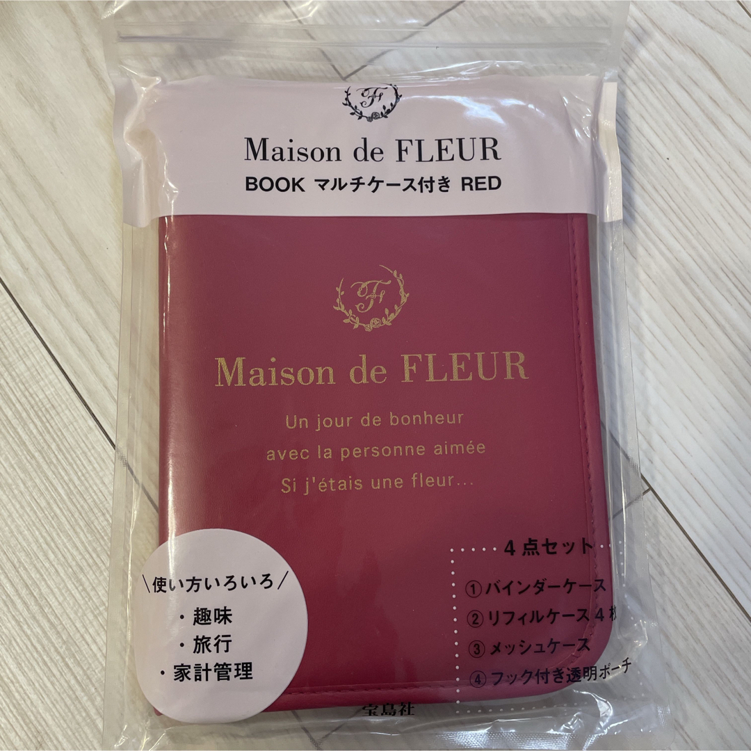 Maison de FLEUR(メゾンドフルール)のメゾンドフルール　マルチケース　レッド　赤　新品未使用 レディースのファッション小物(ポーチ)の商品写真