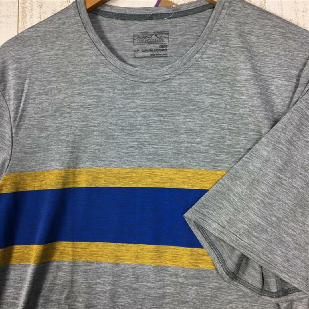 patagonia(パタゴニア)のMENs L パタゴニア キャプリーン デイリー グラフィック Tシャツ CAPILENE DAILY GRAPHIC T-SHIRT PATAGONIA 45286 RSFE Rugby Stripe : Feather Grey グレー系 メンズのメンズ その他(その他)の商品写真