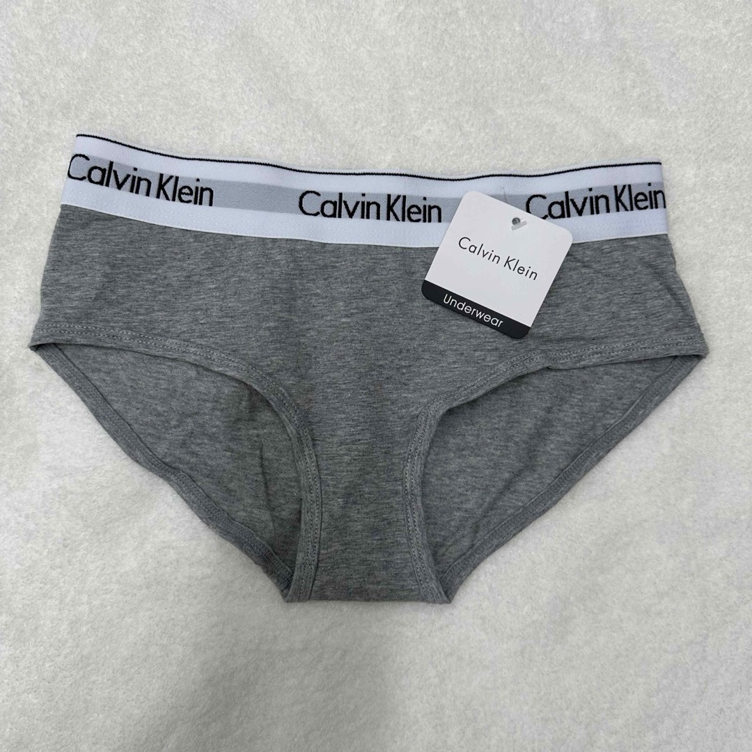 Calvin Klein(カルバンクライン)のカルバンクライン　Sサイズ　レディース タンクトップ　ショーツ レディースの下着/アンダーウェア(ブラ&ショーツセット)の商品写真