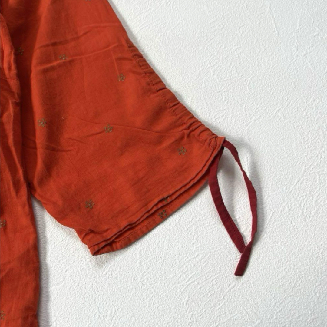 ANOKHA(アノーカ)の【アノーキ】ブロックプリント インド綿100％ 赤 ハンドメイド レディースのトップス(Tシャツ(半袖/袖なし))の商品写真