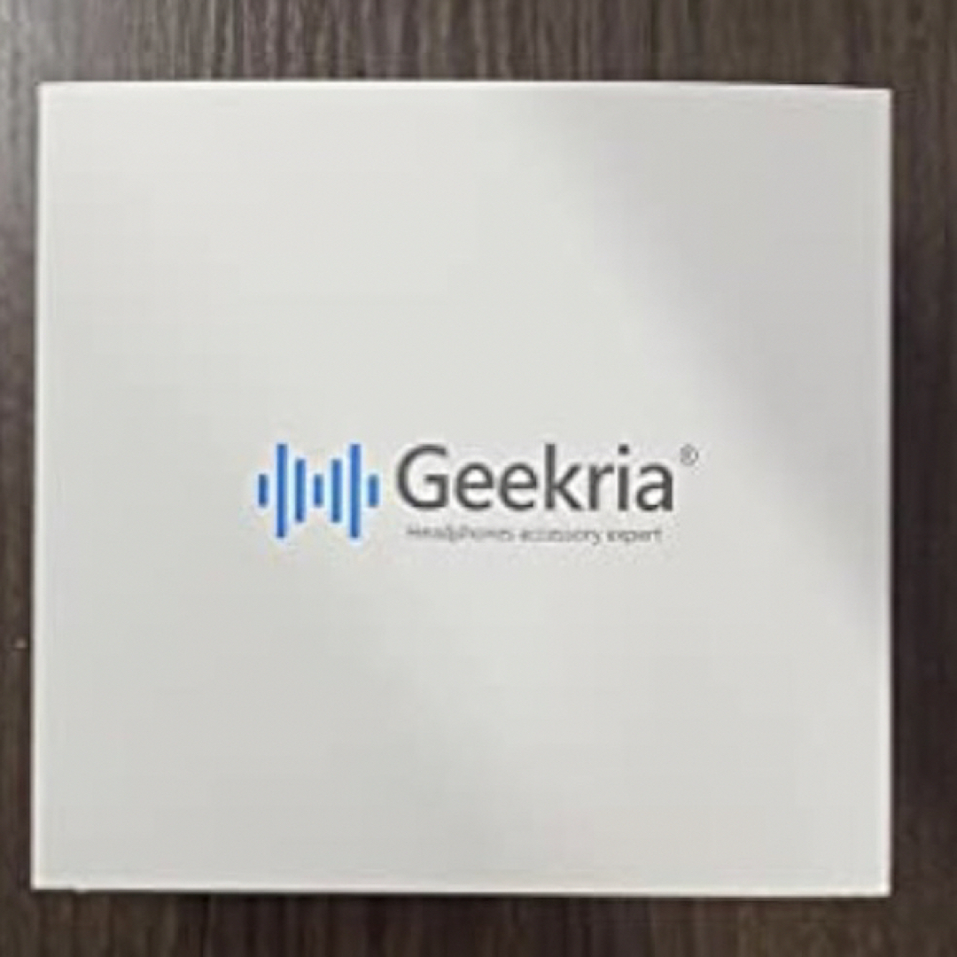 Geekria ベロア交換用 イヤーパッド互換 ヘッドフォン ヘッドセット スマホ/家電/カメラのオーディオ機器(ヘッドフォン/イヤフォン)の商品写真