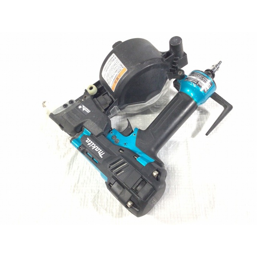 Makita(マキタ)の☆中古品☆ makita マキタ 50mm 高圧 エア釘打機 AN534H 赤/レッド ロール釘打機 ロール釘打ち機 コイルネイラ 88677 自動車/バイクのバイク(工具)の商品写真