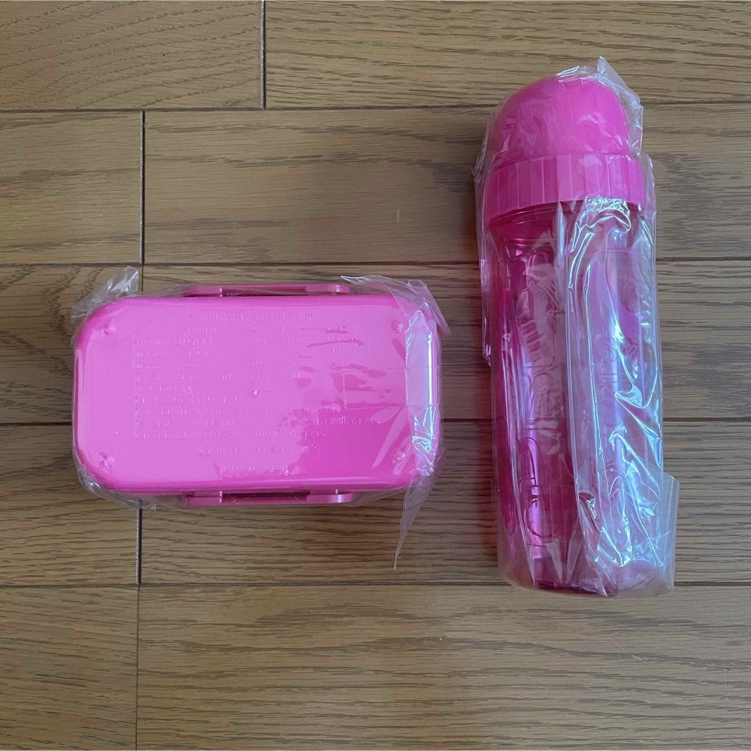 Barbie(バービー)のBarbie ♡ お弁当箱・タンブラー インテリア/住まい/日用品のキッチン/食器(弁当用品)の商品写真