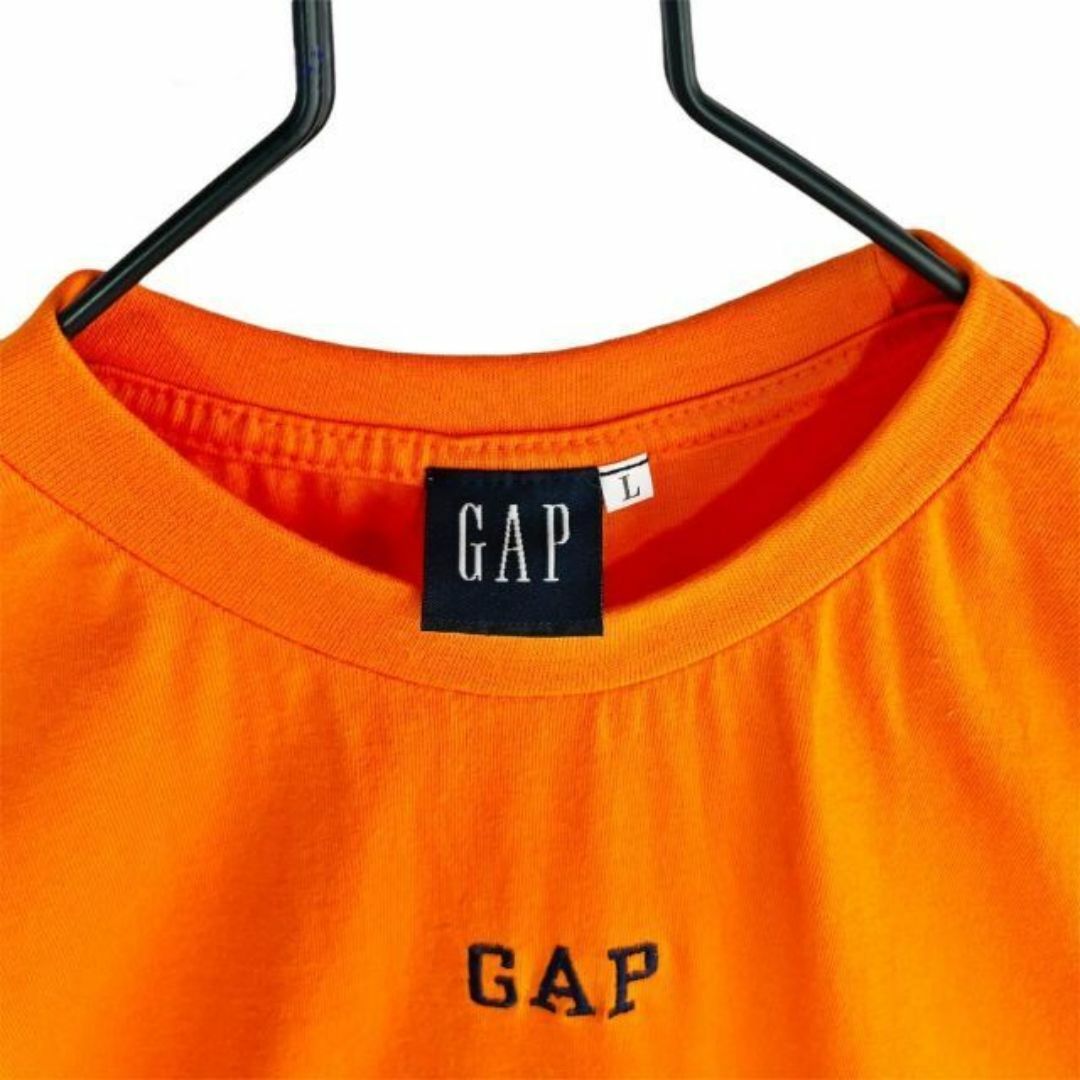 GAP(ギャップ)のY2K ギャップ GAP 刺繡ロゴ Tシャツ 半袖 オレンジ L 古着 レディースのトップス(Tシャツ(半袖/袖なし))の商品写真