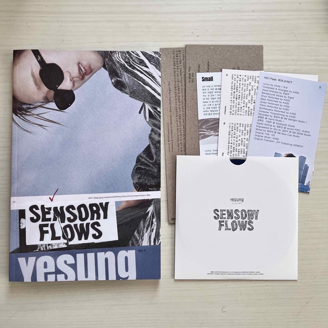 SUPER JUNIOR(スーパージュニア)のSensory Flows: Yesung Vol.1 イェソン  アルバム エンタメ/ホビーのCD(K-POP/アジア)の商品写真