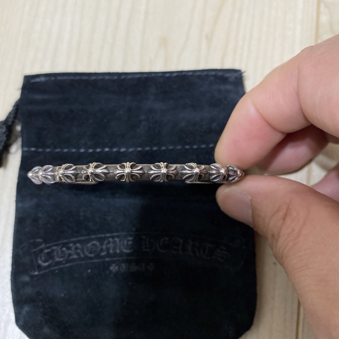 Chrome Hearts(クロムハーツ)のクロムハーツ　クロスバンド　ブレスレット メンズのアクセサリー(ブレスレット)の商品写真