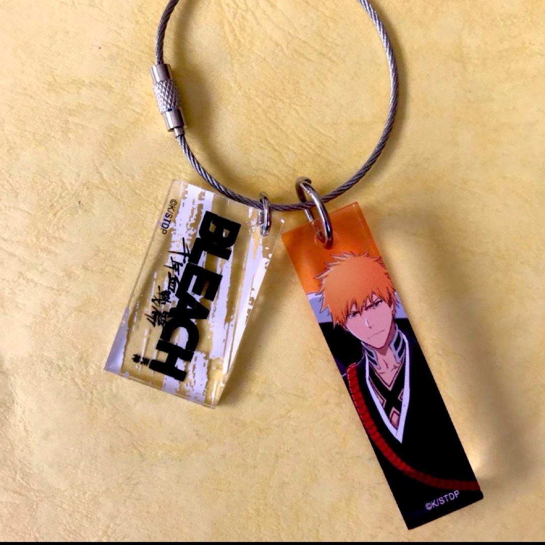 BLEACH  黒崎一護　キーホルダー エンタメ/ホビーのおもちゃ/ぬいぐるみ(キャラクターグッズ)の商品写真